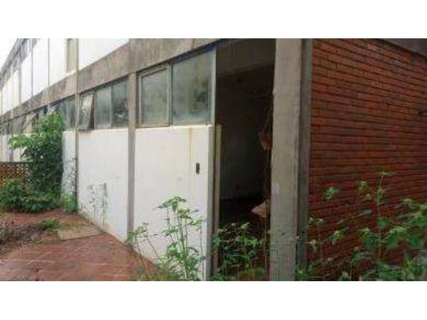 Foto 12 de 18: Comercial em leilão em Foz Do Iguaçu - PR — Prédio Comercial à venda em leilão