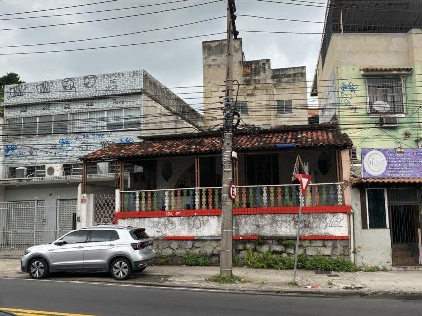 Casa em leilão em Rio De Janeiro - RJ — Casa à venda em leilão