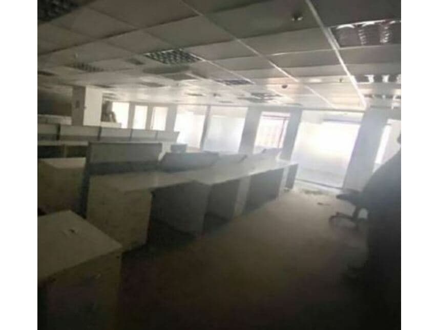 Foto 2 de 3: Comercial em leilão em Brasília - DF — Sala Comercial à venda em leilão
