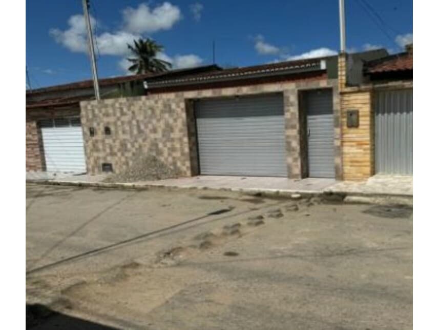 Casa em leilão em Major Isidoro - AL — Casa à venda em leilão