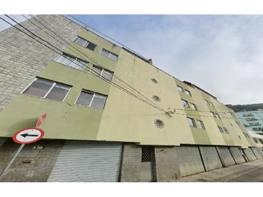 Apartamento em leilão em Juiz De Fora - MG — Apartamento à venda em leilão