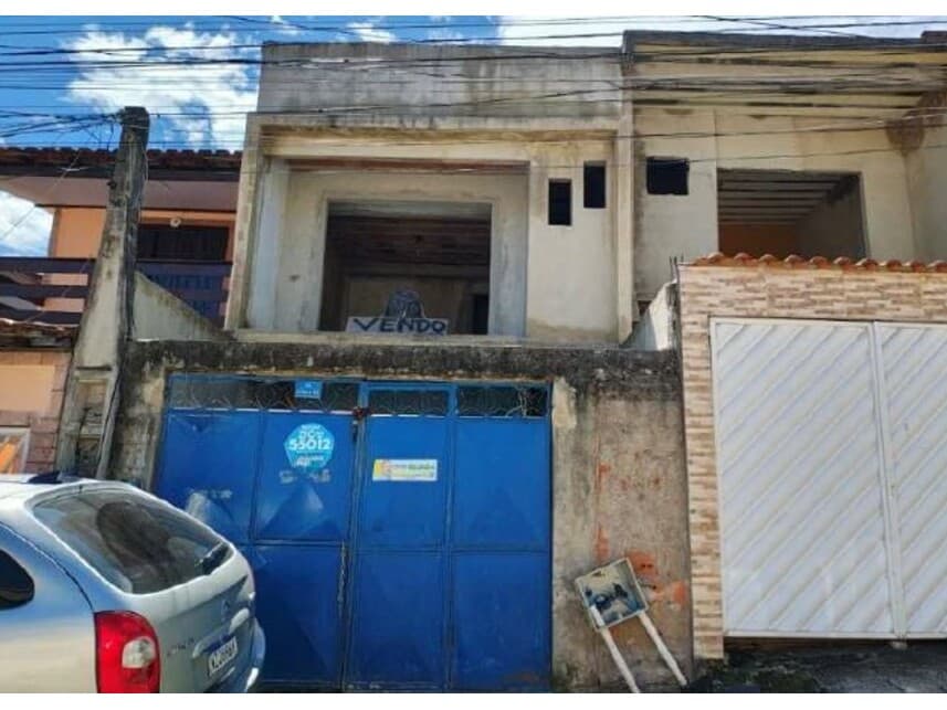 Casa em leilão em Rio De Janeiro - RJ — Casa à venda em leilão