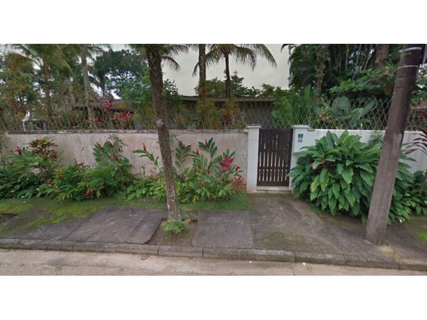 Foto 1 de 10: Casa em leilão em Guarujá - SP — Casa à venda em leilão