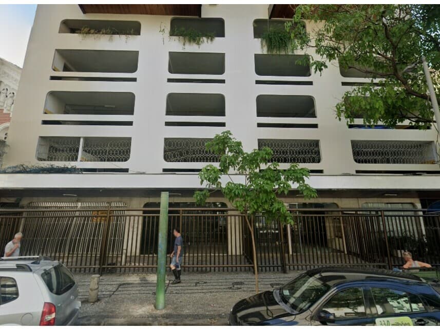 Comercial em leilão em Rio De Janeiro - RJ — Lojas à venda em leilão