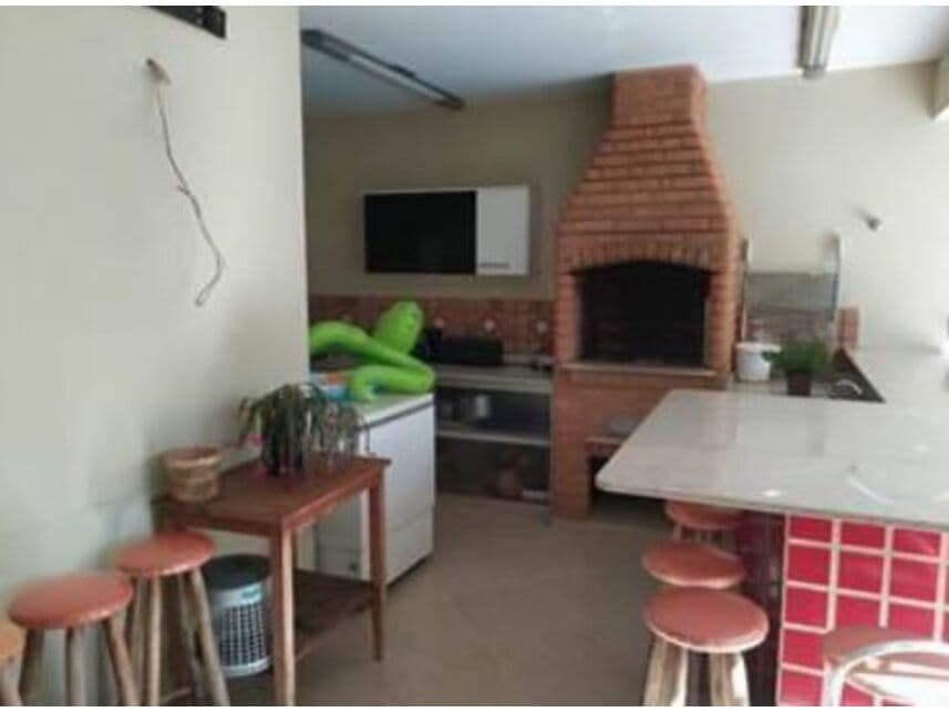 Foto 19 de 23: Casa em leilão em Botucatu - SP — Casa à venda em leilão