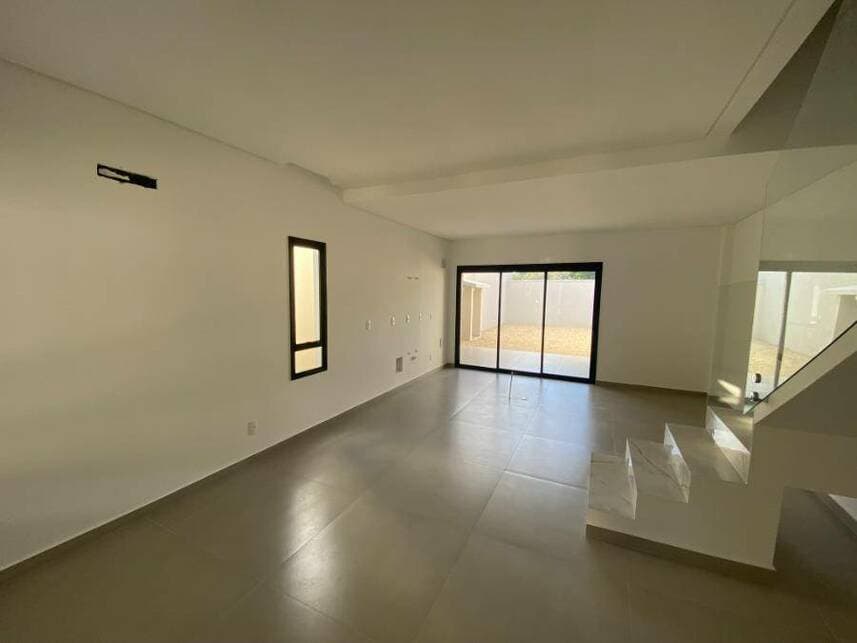 Foto 3 de 12: Casa em leilão em Joinville - SC — Casa à venda em leilão