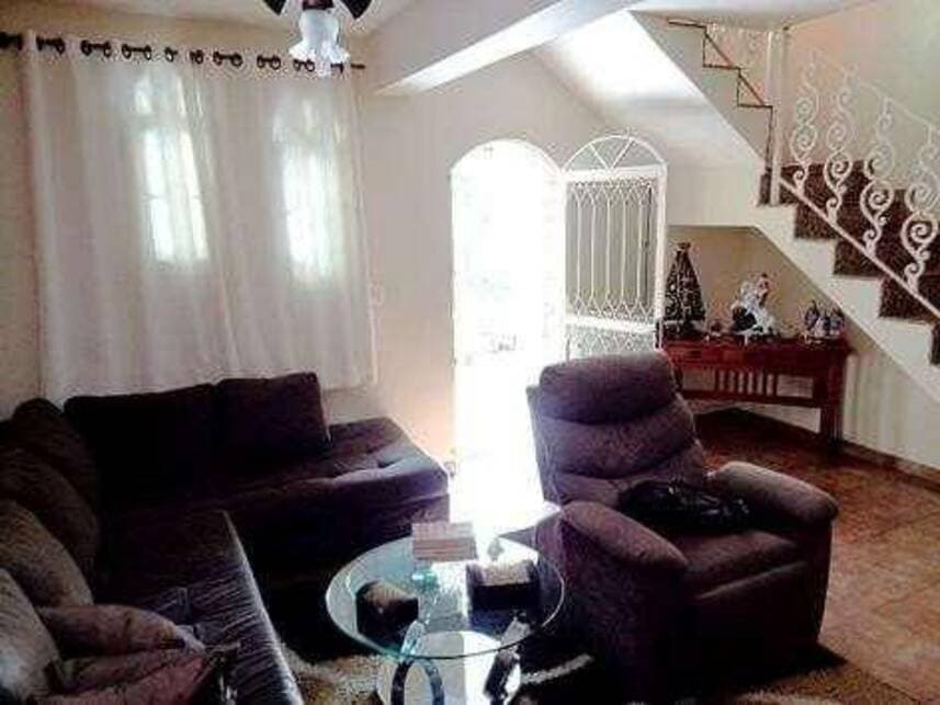 Foto 3 de 9: Casa em leilão em Rio De Janeiro - RJ — Casa à venda em leilão