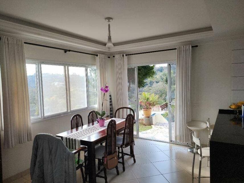 Foto 8 de 15: Casa em leilão em Mairinque - SP — Casa à venda em leilão