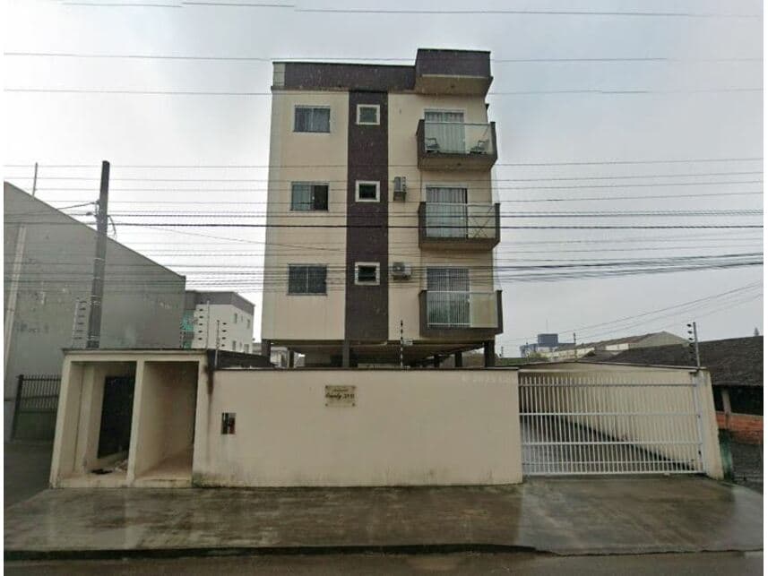 Apartamento em leilão em Joinville - SC — Apartamento à venda em leilão