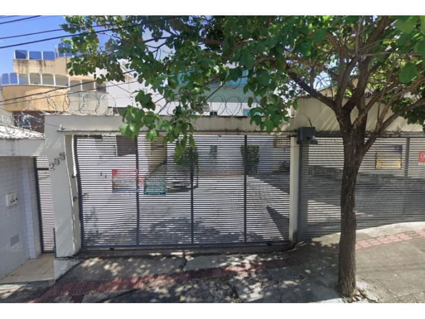 Apartamento em leilão em Belo Horizonte - MG — Apartamento à venda em leilão