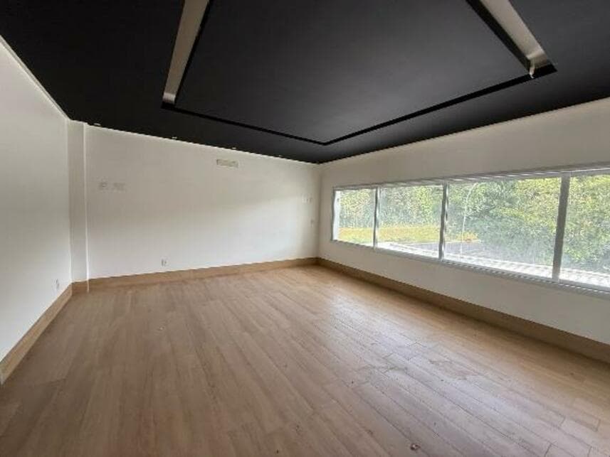 Foto 14 de 17: Casa em leilão em Goiânia - GO — Casa à venda em leilão