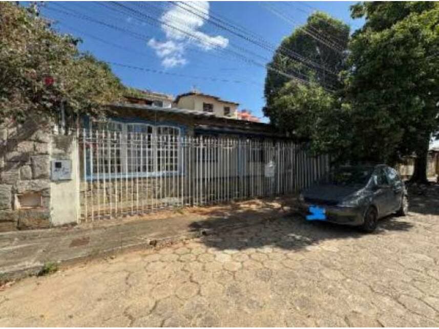 Foto 2 de 4: Casa em leilão em Lavras - MG — Casa à venda em leilão