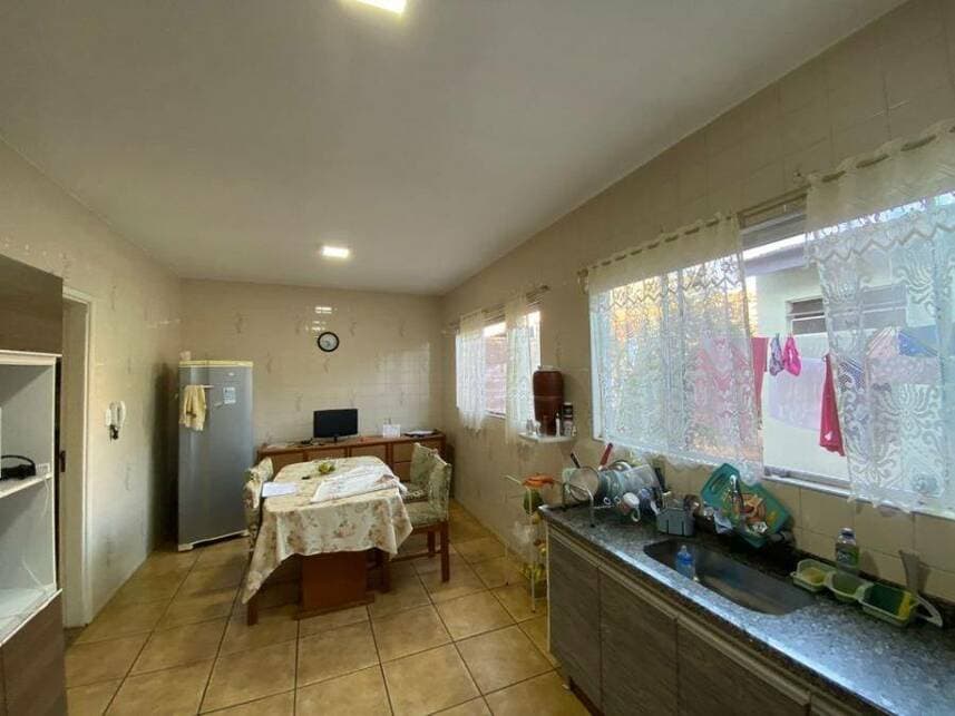 Foto 2 de 13: Casa em leilão em Araras - SP — Casa à venda em leilão
