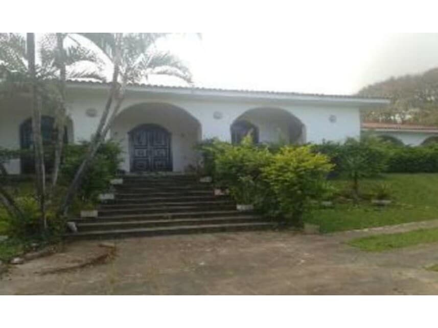 Foto 3 de 14: Casa em leilão em Porto Alegre - RS — Casa à venda em leilão