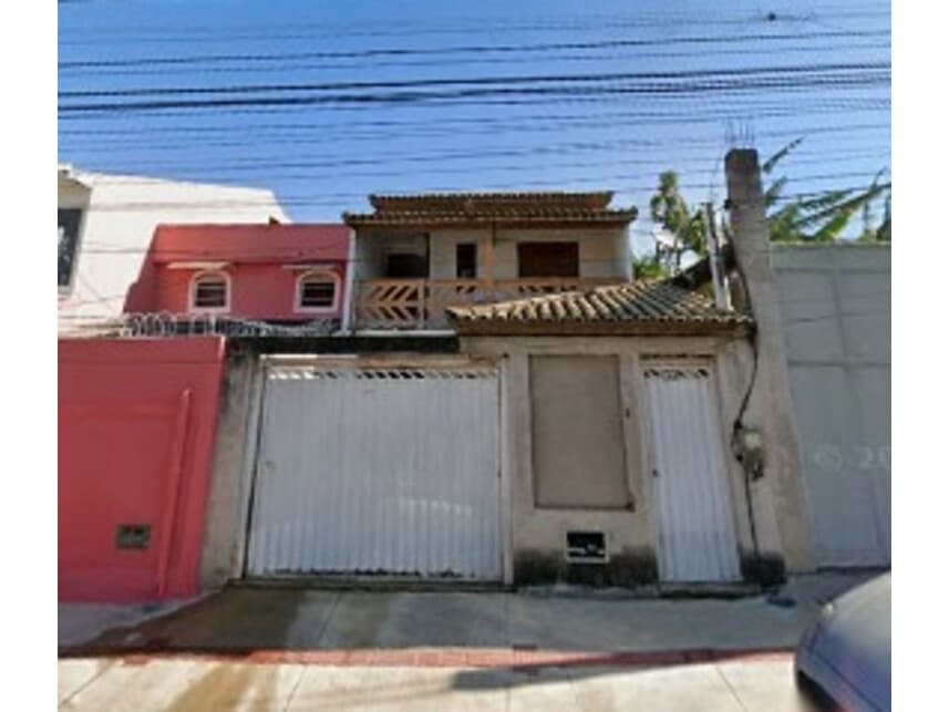 Casa em leilão em Campos Dos Goytacazes - RJ — Casa à venda em leilão
