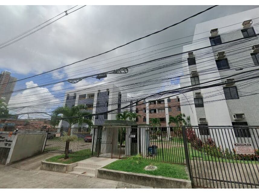 Apartamento em leilão em Recife - PE — Apartamento à venda em leilão