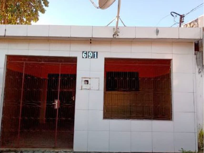 Foto 2 de 9: Casa em leilão em Santa Rita - PB — Casa à venda em leilão