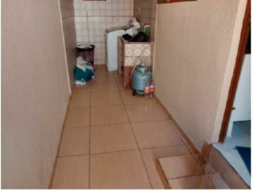 Foto 10 de 15: Casa em leilão em Goiânia - GO — Casa à venda em leilão
