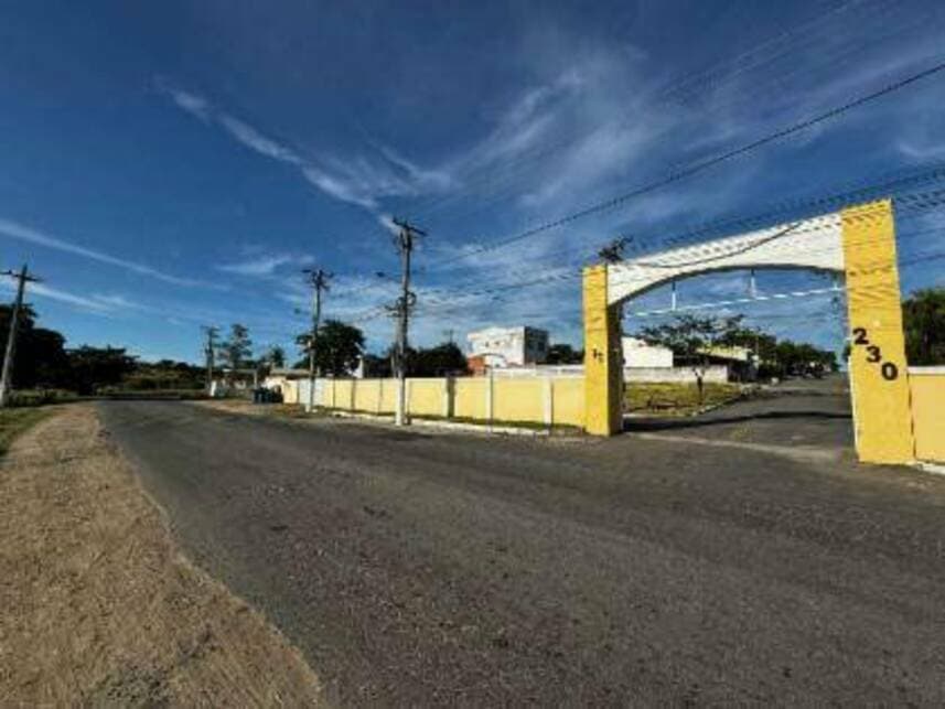 Casa em leilão em Itaboraí - RJ — Casa à venda em leilão