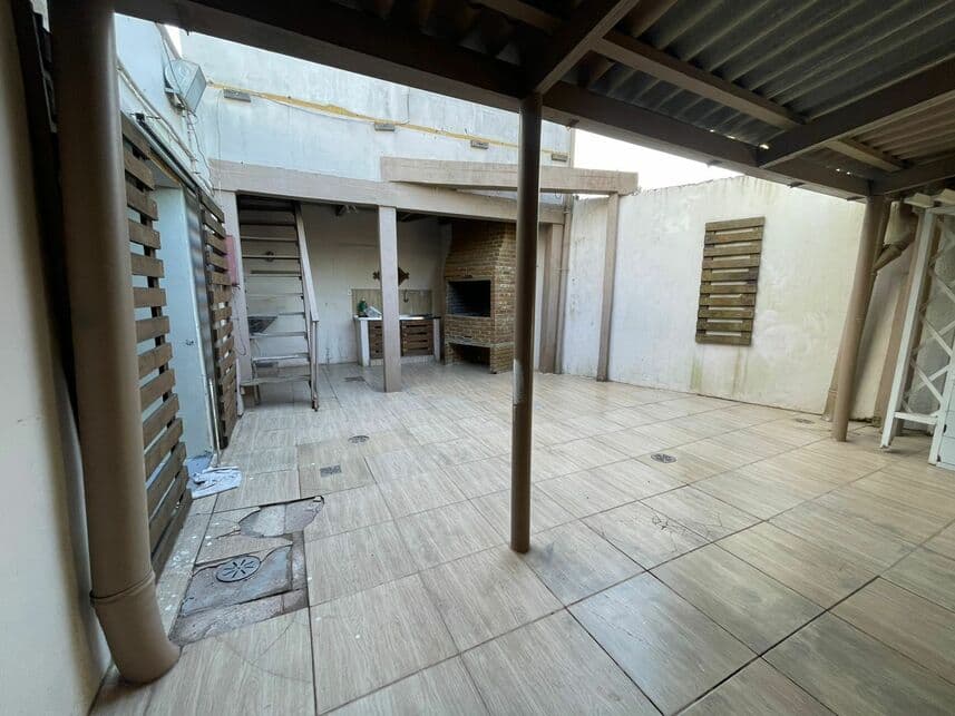 Foto 12 de 31: Casa em leilão em Pelotas - RS — Casa à venda em leilão