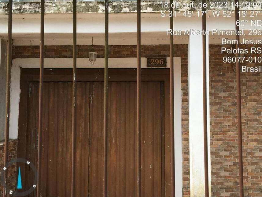 Foto 3 de 30: Casa em leilão em Pelotas - RS — Casa à venda em leilão