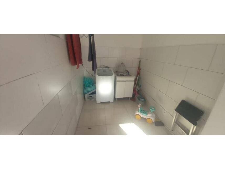 Foto 16 de 16: Casa em leilão em Araruama - RJ — Casa à venda em leilão