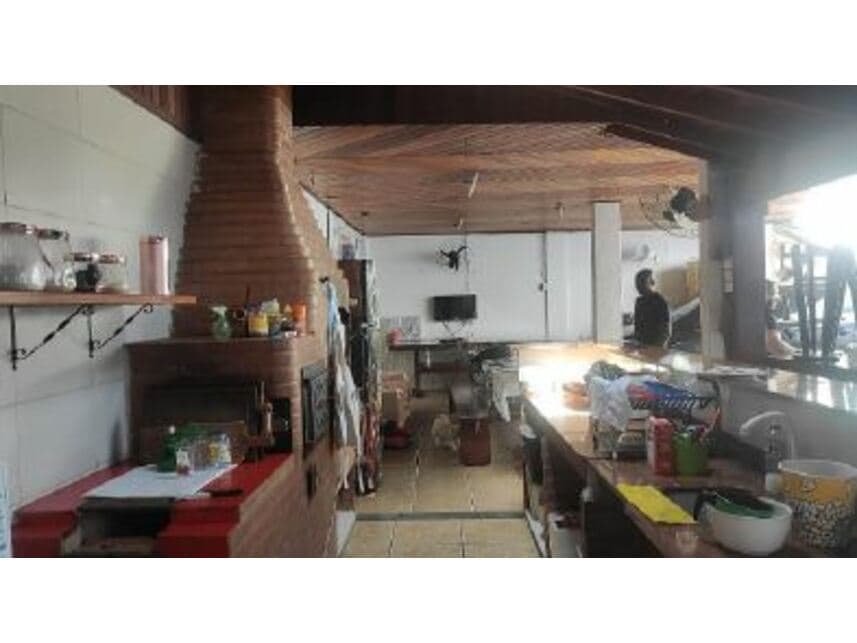 Foto 3 de 13: Casa em leilão em Nova Iguaçu - RJ — Casa à venda em leilão