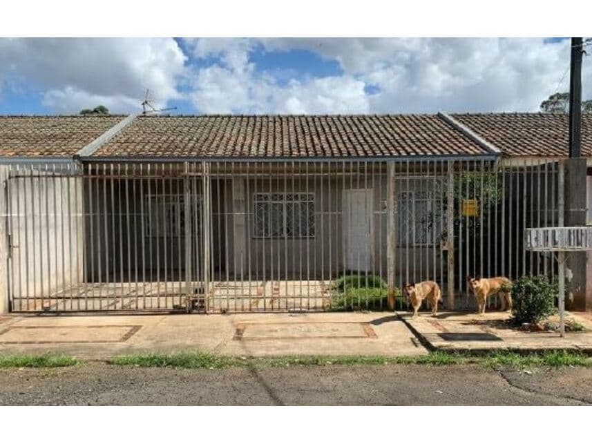 Casa em leilão em Ponta Grossa - PR — Casa à venda em leilão