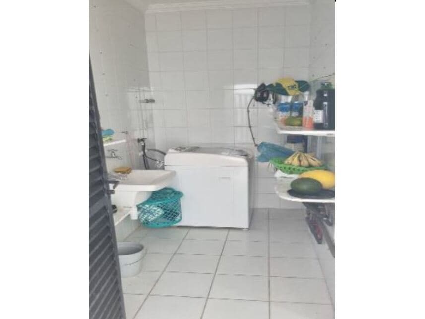 Foto 10 de 19: Casa em leilão em Aracaju - SE — Casa à venda em leilão