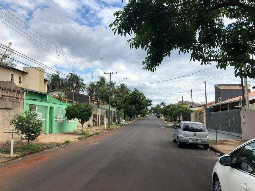 Foto 8 de 25: Casa em leilão em Londrina - PR — Casa à venda em leilão