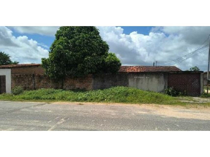 Casa em leilão em Centro Novo Do Maranhão - MA — Casa à venda em leilão