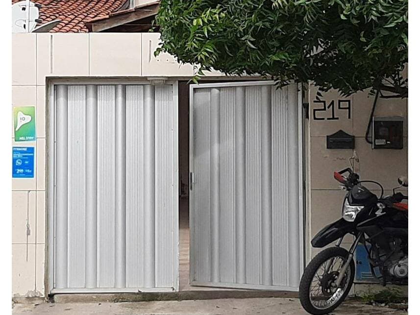 Foto 2 de 23: Casa em leilão em Fortaleza - CE — Casa à venda em leilão