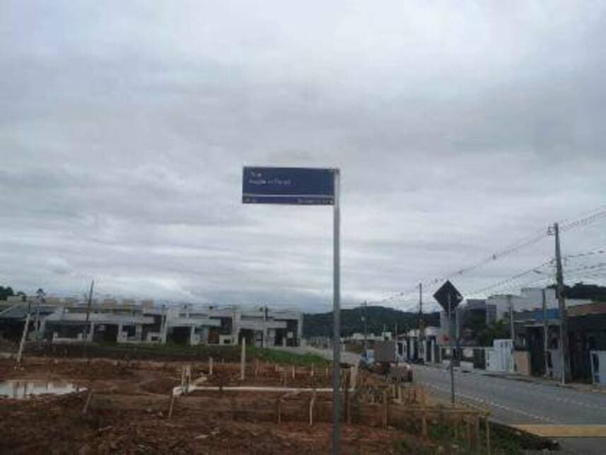 Foto 2 de 19: Casa em leilão em Guaramirim - SC — Casa à venda em leilão