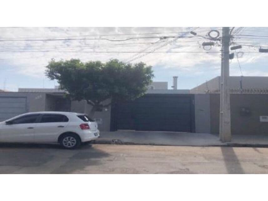 Casa em leilão em Campo Grande - MS — Casa à venda em leilão