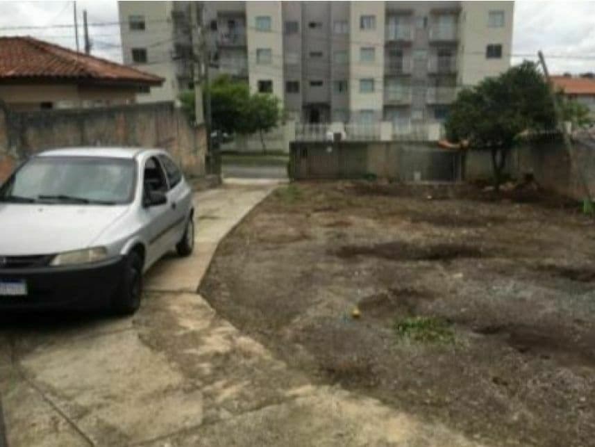 Foto 2 de 3: Casa em leilão em Colombo - PR — Casa à venda em leilão