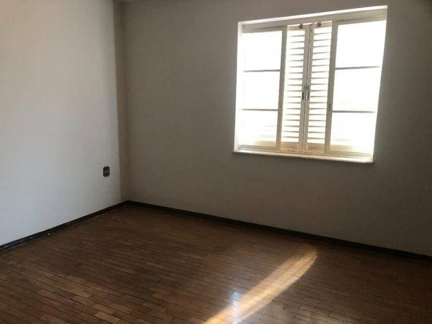 Foto 9 de 13: Casa em leilão em Ribeirão Preto - SP — Casa à venda em leilão