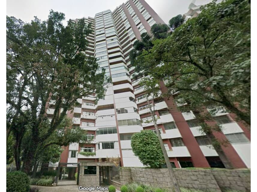 Apartamento em leilão em Curitiba - PR — Apartamento à venda em leilão