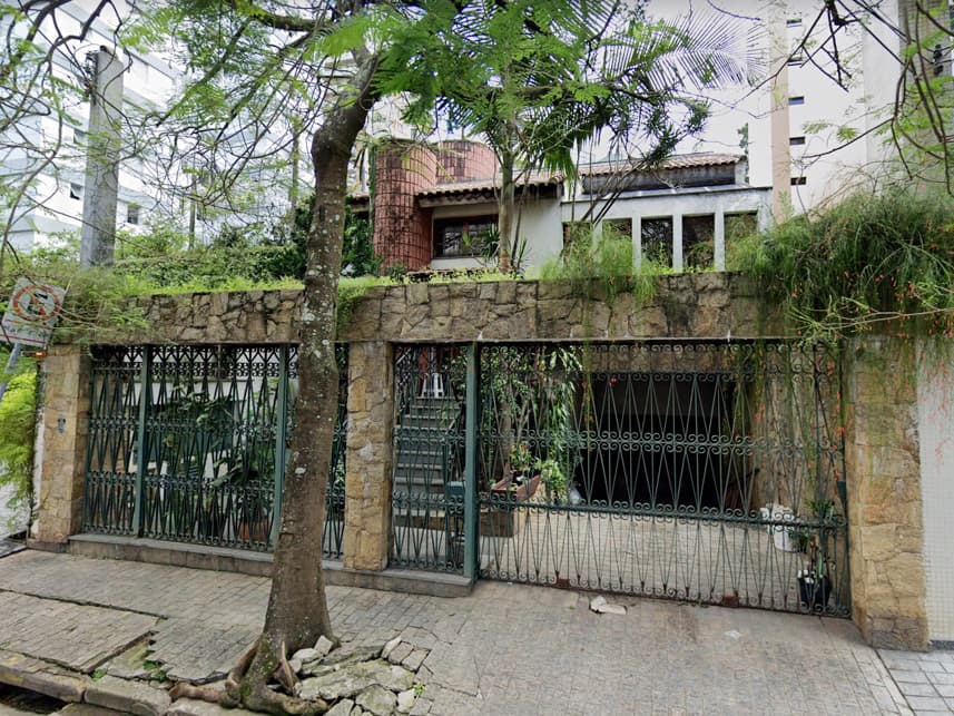 Foto 1 de 2: Casa em leilão em São Paulo - SP — Sobrado à venda em leilão