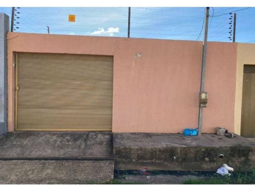 Casa em leilão em Trizidela Do Vale - MA — Casa à venda em leilão
