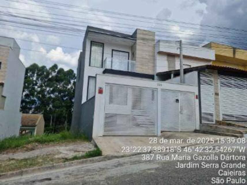 Foto 3 de 3: Casa em leilão em Caieiras - SP — Casa à venda em leilão