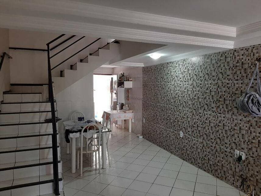 Foto 9 de 23: Casa em leilão em Fortaleza - CE — Casa à venda em leilão