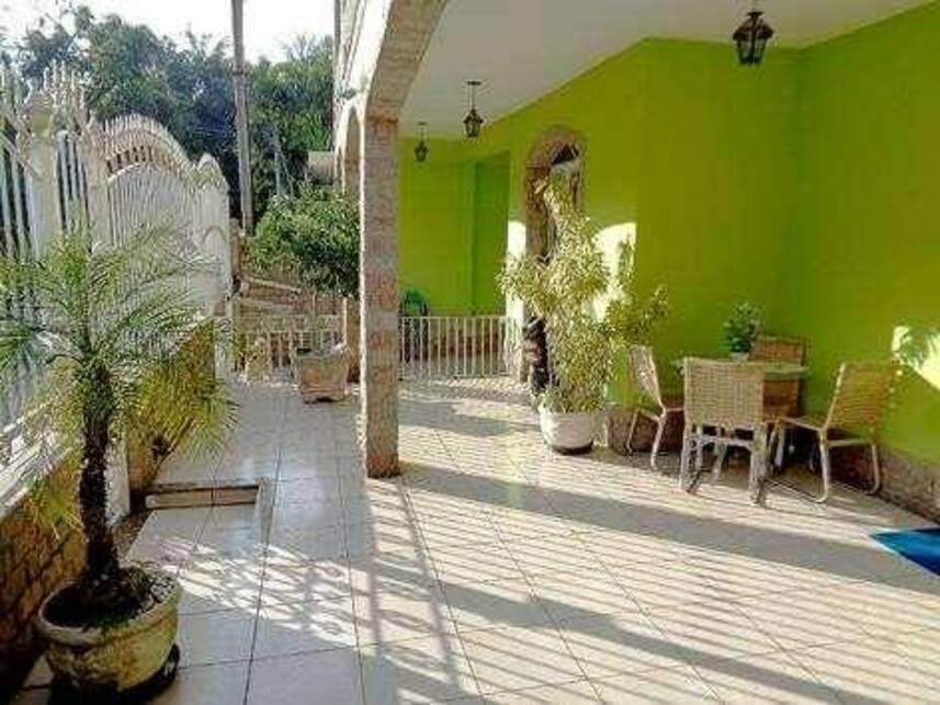 Foto 2 de 9: Casa em leilão em Rio De Janeiro - RJ — Casa à venda em leilão