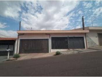 Casa em leilão em São Carlos - SP, bairro Jardim Social Belvedere — Leilão extrajudicial de Casa em São Carlos/SP - Jardim Social Belvedere