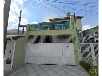 Casa em leilão em Cotia - SP, bairro Outeiro De Passargada — Leilão extrajudicial de Casa em Cotia/SP - Outeiro De Passargada