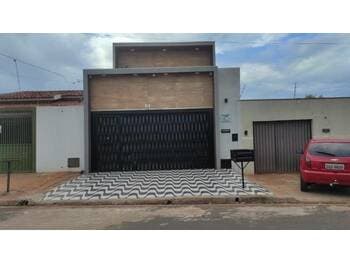 Casa em leilão em Rio Verde - GO, bairro Setor Pauzanes — Leilão extrajudicial de Casa em Rio Verde/GO - Setor Pauzanes