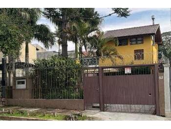 Casa em leilão em Porto Alegre - RS, bairro Teresópolis — Leilão extrajudicial de Casa em Porto Alegre/RS - Teresópolis