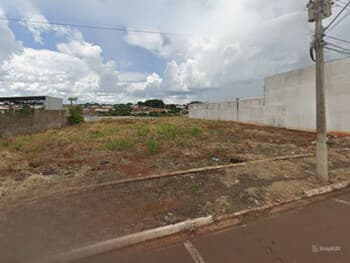 Terreno em leilão em Ituiutaba - MG, bairro Centro — Leilão extrajudicial de Terreno em Ituiutaba/MG - Centro