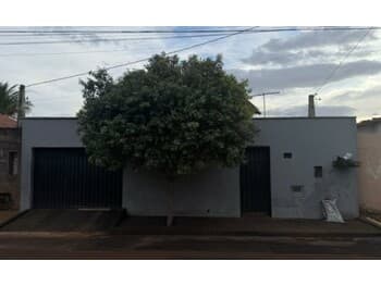 Casa em leilão em Ituiutaba - MG, bairro Jerônimo Mendonça — Leilão extrajudicial de Casa em Ituiutaba/MG - Jerônimo Mendonça