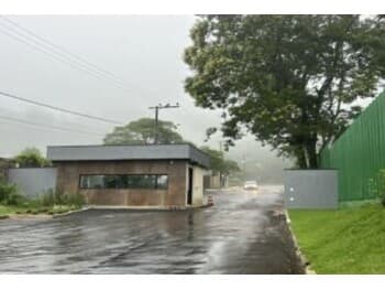 Casa em leilão em Juiz De Fora - MG, bairro Parque Jardim da Serra — Leilão extrajudicial de Casa em Juiz de Fora/MG - Parque Jardim da Serra