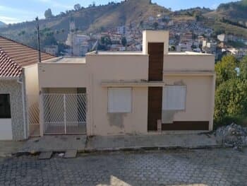 Casa em leilão em Natércia - MG — Leilão extrajudicial de Casa em Natércia/MG - Loteamento Bela Vista